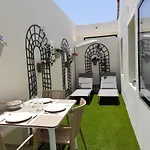 Paseo Del Mar- Playa Roca Sea Front Access - Free Ac - Wifi Costa Teguise