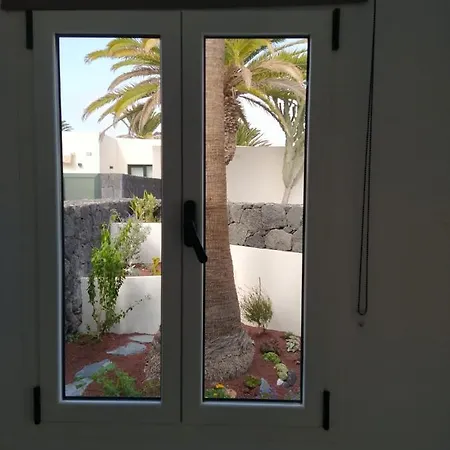 Paseo Del Mar- Playa Roca Sea Front Access - Free Ac - Wifi Apartment *