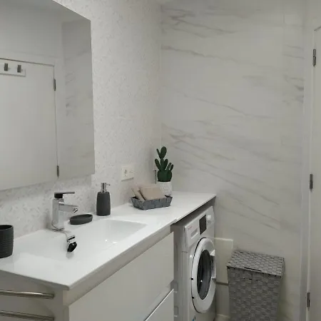 Apartment Paseo Del Mar- Playa Roca Sea Front Access - Free Ac - Wifi